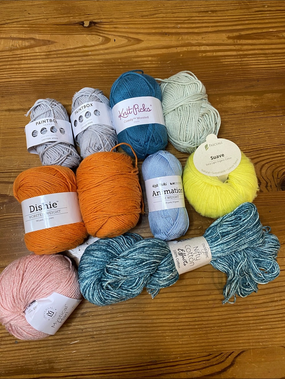 Assorted cotton yarn